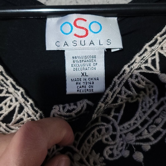 OSO Casuals embroidered black dress - Picture 5 of 5